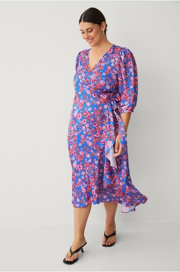 Zizzi Omslagskjole mSandie 3/4 Midi Wrap Dress Blå Zizzi Omslagskjole mSandie 3/4 Midi Wrap Dress Blå