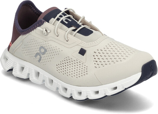 On | Cloud 5 Coast W | 41