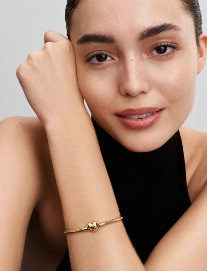 Pandora Snake Chain 14K Gold-Plated Bracelet With Heart Clasp - Gold - 19 CM Pandora Snake Chain 14K Gold-Plated Bracelet With Heart Clasp - Gold - 19 CM