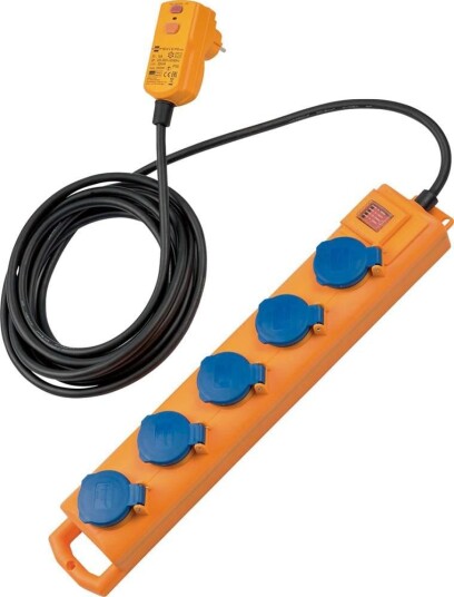 Brennenstuhl Forgreningsuttak 5 veis 5 m kabel H07RN F3G1.5 IP54 Brennenstuhl Forgreningsuttak 5 veis 5 m kabel H07RN F3G1.5 IP54