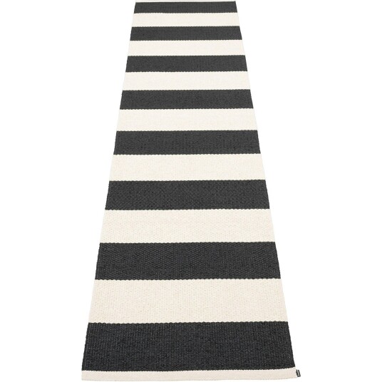 Pappelina Bob Teppe 70x300 cm Black / Vanilla Pappelina Bob Teppe 70x300 cm Black / Vanilla