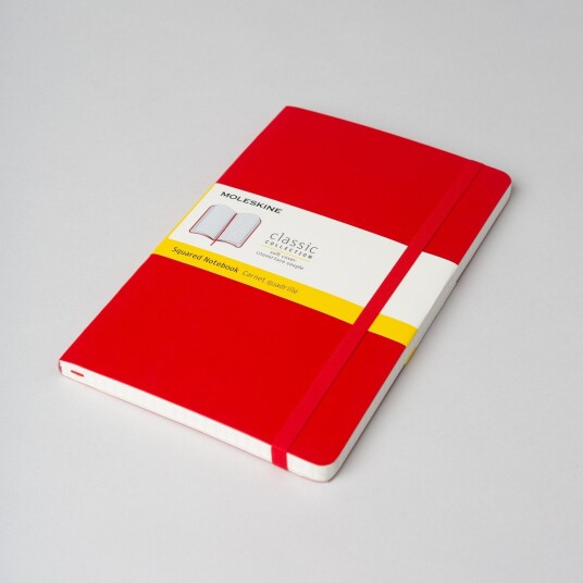 Moleskine Classic, A5 (Softcover), Scarlet Red / Squared