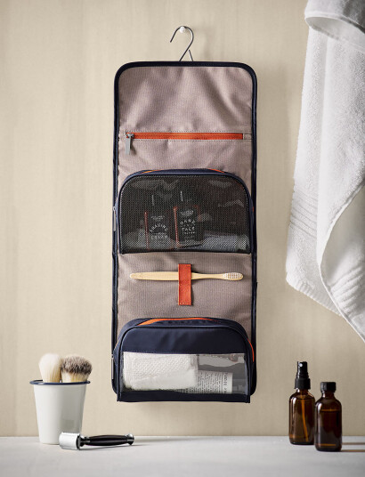 Gentlemen"s Hardware Weekender Dopp Kit Roll - Blue - 14X22.5X10.7CM Gentlemen"s Hardware Weekender Dopp Kit Roll - Blue - 14X22.5X10.7CM