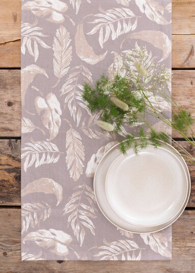 Løpere Lowe beige Størrelse: 40 x 140 cm Løpere Lowe beige Størrelse: 40 x 140 cm