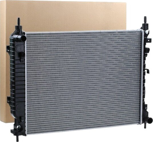 Radiator NISSENS 606255