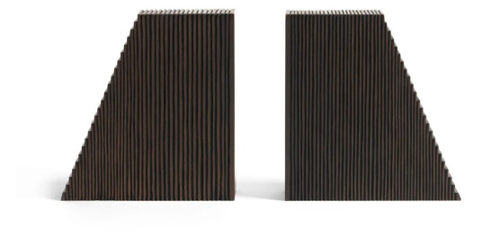 Ethnicraft Grooves bokstøtte 2-pakning Mahogny dark brown Ethnicraft Grooves bokstøtte 2-pakning Mahogny dark brown