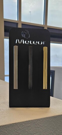 Meteor Jupiter håndtak Sort / Messing Meteor Jupiter håndtak Sort / Messing