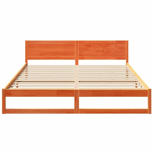 Sengestamme med hodegjerde Brun 180 x 200 cm Massivt furutre Sengestamme med hodegjerde Brun 180 x 200 cm Massivt furutre