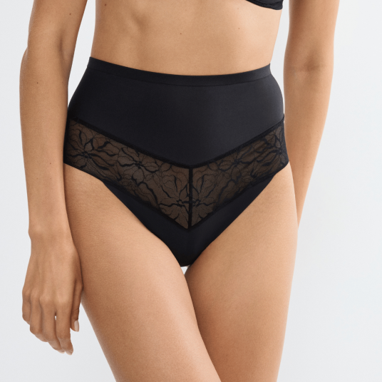 Triumph Comfort Contour stringtruse svart Størrelse: XL Kvinner