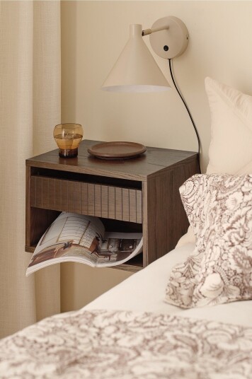 Ellos Home Nattbord / Vegghylle Bedsidetable/storage Roma Brun Ellos Home Nattbord / Vegghylle Bedsidetable/storage Roma Brun