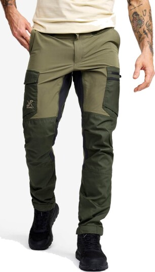 Revolutionrace Elevate Pro Hiking Pants Herre Grape Leaf/Forest Night S Turbukse & Fritidsbukse