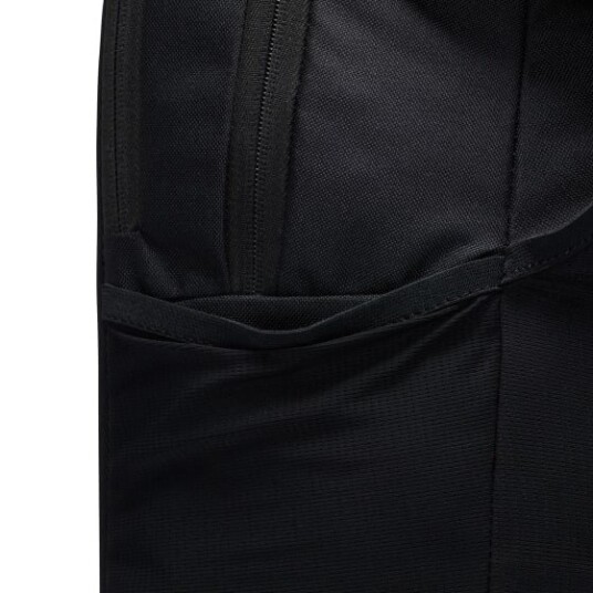 Nike Academy Team Backpack 30l Black/Black/White 30L Nike Academy Team Backpack 30l Black/Black/White 30L