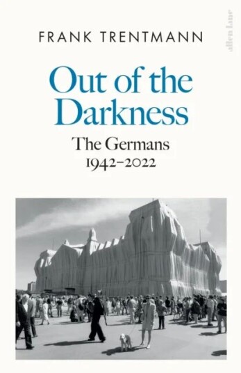 Out Of The Darkness Av Frank Trentmann