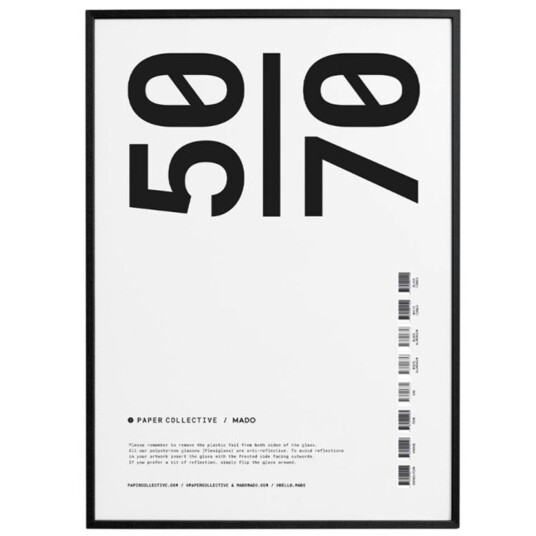 Paper Collective Ramme Svart Tre / Glass 50x70 cm