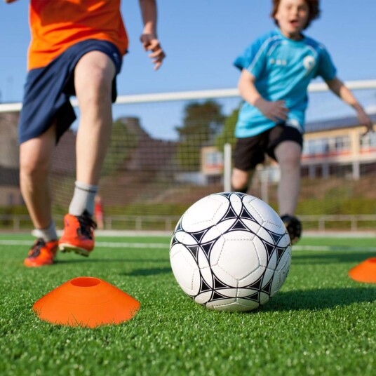 sett med 50 fotballmarkeringskjegler sett med 50 fotballmarkeringskjegler