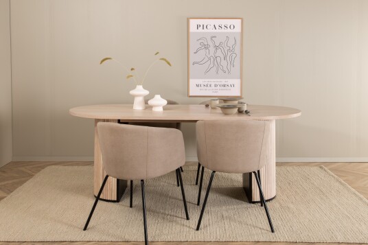 Venture Home Spisegruppe Cinaba 200 cm Oval inkl. 4 Beraid Stoler Beige/Svart