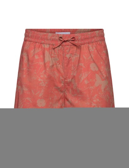 Makia Papillon Shorts   Red   M