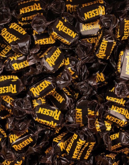 1 kg Riesen Dark Chocolate Chewy Toffee Toffee med Mørk Sjokolade 1 kg Riesen Dark Chocolate Chewy Toffee Toffee med Mørk Sjokolade