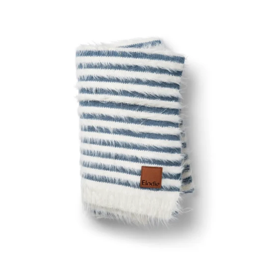 Elodie Details Furry Knit Blanket - Berry Blue - Blue - ONE SIZE Elodie Details Furry Knit Blanket - Berry Blue - Blue - ONE SIZE