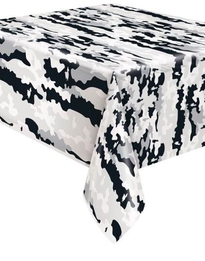 Svart Camo Plastduk 137x213 cm Fortnite Camo