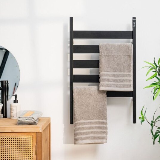 Innovagoods Elektrisk håndkleholder for vegg og gulv – 5 stenger