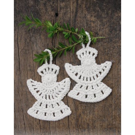 Â Frozen Angels by DROPS Design Engel Hekleoppskrift 10x8 cm