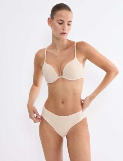 Triumph Pure Micro Whuf Cream 80 D Triumph Pure Micro Whuf Cream 80 D
