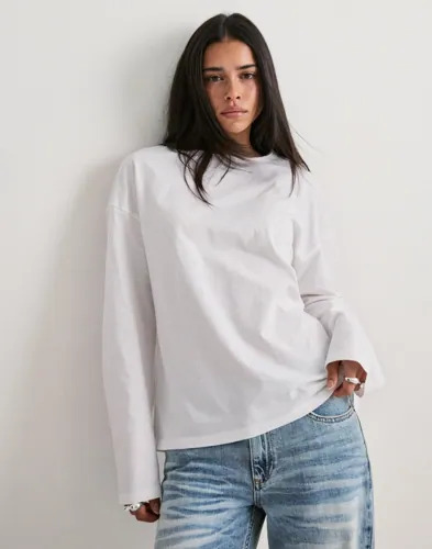 Nelly   Hvit   Relaxed Long Sleeve Top