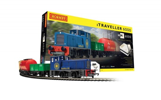 Hornby Togbanesett iTraveller 6000 (HM600 App-togkontroll) Hornby Togbanesett iTraveller 6000 (HM600 App-togkontroll)