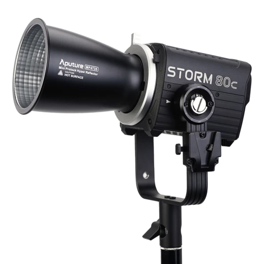Aputure Storm 80c Full Color LED 80W. 1800-20000K Aputure Storm 80c Full Color LED 80W. 1800-20000K