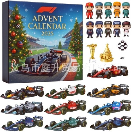 F1 Team Adventskalender 2025 inneholder 24 lekefigurer og byggeklosser.