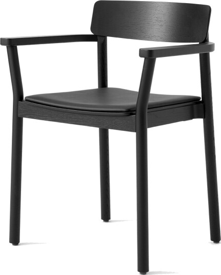 &Tradition Betty TK11 Spisestol med Armlener Sort Skinn/ Sort Ask &Tradition Betty TK11 Spisestol med Armlener Sort Skinn/ Sort Ask