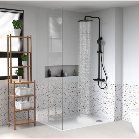 Celeste Ely dusjsett matt sort m/dusjtermostat