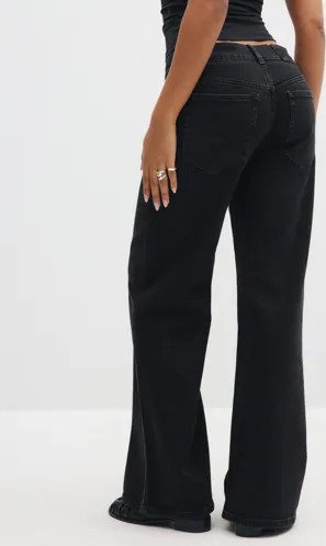 Nelly - Svart - Loose Flare Jeans