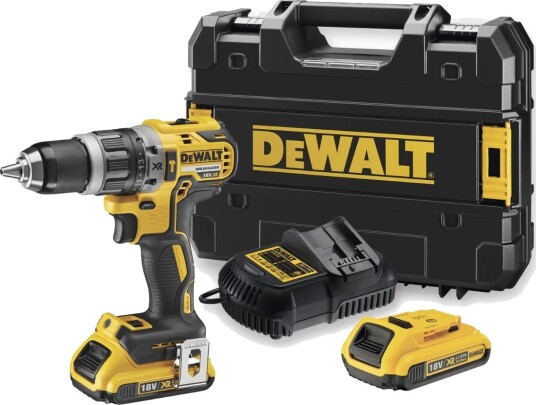 Dewalt 18v xr slag-/skrutrekker/drill dcd796d2 i tstak koffert med 2 x 18v 2,0ah batterier & lader Dewalt 18v xr slag-/skrutrekker/drill dcd796d2 i tstak koffert med 2 x 18v 2,0ah batterier & lader