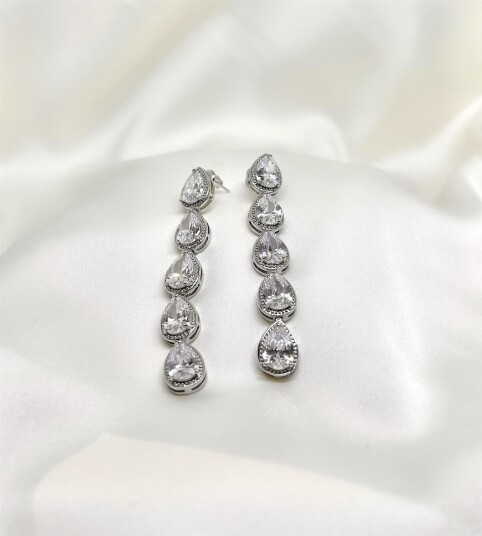 Aiyanna Linnea Earring