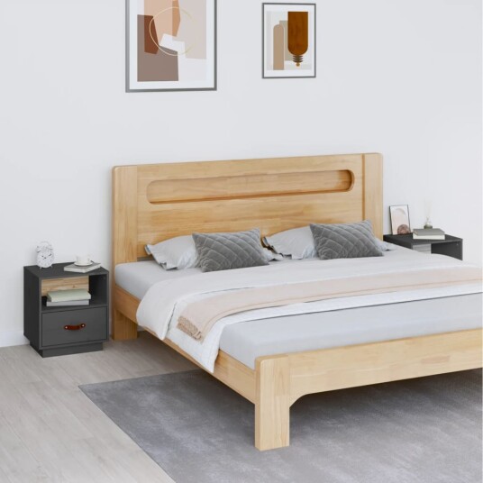 vidaXL Nattbord 2 stk grå 40x34x45 cm heltre furu vidaXL Nattbord 2 stk grå 40x34x45 cm heltre furu