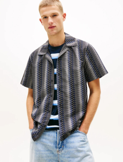 Tommy Jeans Tjm Reg Aop Camp Shirt Ext Multi/patterned L Tommy Jeans Tjm Reg Aop Camp Shirt Ext Multi/patterned L