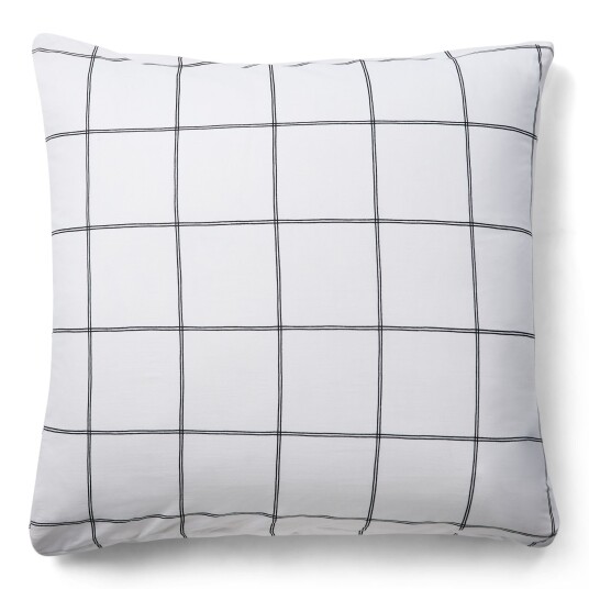Nordstrand Home Putetrekk 100 % bomull 60x63 cm Hvitt putetrekk med svarte ruter  dynetrekk
