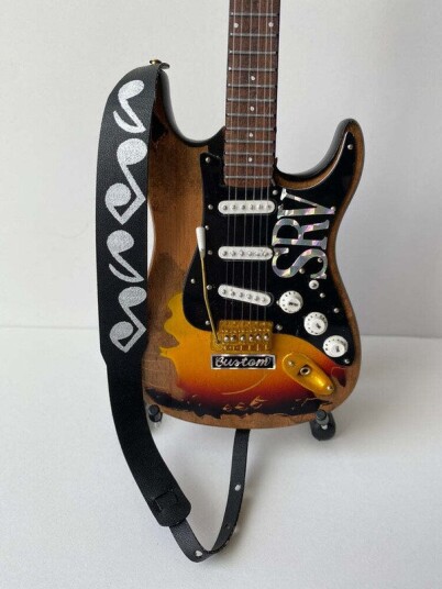 Axe Heaven Stevie Ray Vaughan SRV Musical Note Black 10 Inch Miniature Guitar Strap 78815887