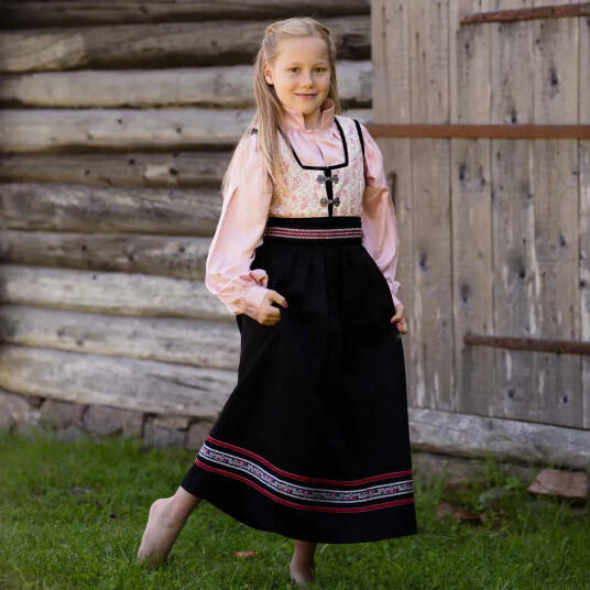 Salto Oline Festdrakt Med Satin Bluse Rosa Flower (13 14 år)