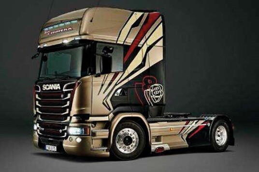 Italeri 1/24 Scania R730 Streamline Chimera Modellbyggesett
