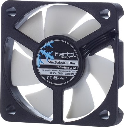 Fractal Design Silent Series R3 50mm Kabinettvifte - Stillegående Svart Hvit Fractal Design Silent Series R3 50mm Kabinettvifte - Stillegående Svart Hvit