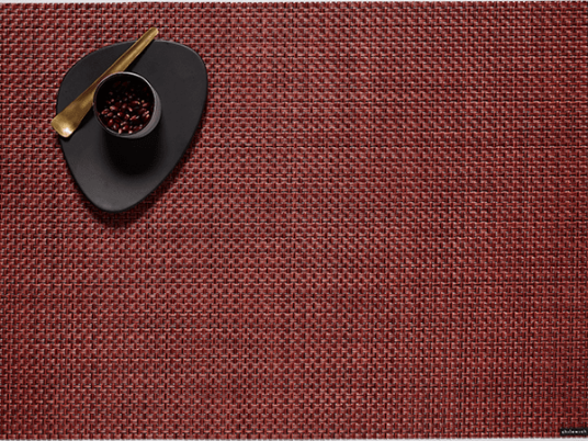 CHILEWICH Basketweave Spisebrikke 36x48cm POMEGRANATE CHILEWICH Basketweave Spisebrikke 36x48cm POMEGRANATE