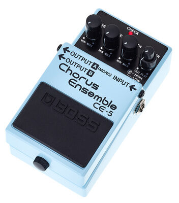 Boss CE-5 Bodeneffektgerät Boss CE-5 Bodeneffektgerät