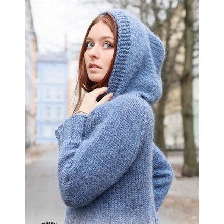 Chaperon Bleu by DROPS Design Genser Strikkeoppskrift str S XXXL