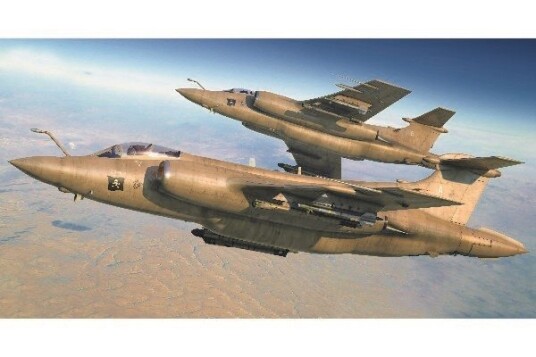 Airfix Blackburn Buccaneer S.2 Gulfkrigen 1:72 Modellbygging