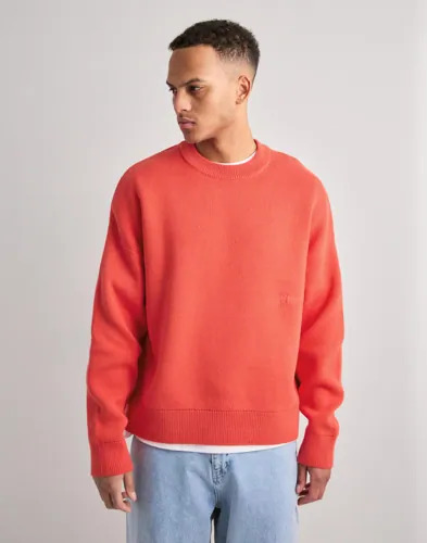 Que Sera Sera Connor Cotton Knit Strikkegensere Rød