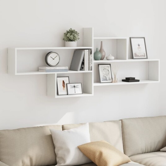  Vegghylle hvit 167,5x18x68 cm konstruert tre
