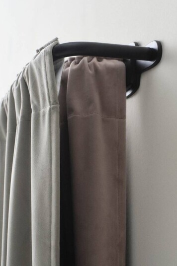 Jotex AURI gardinstang dobbel 110-186 cm Matt black 1705310-01-0 1705319-01-0